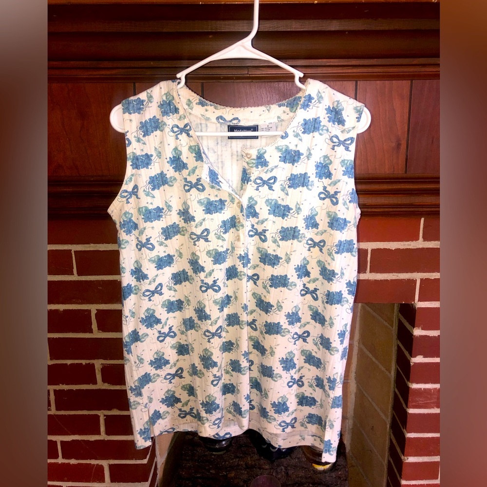 Women’s tank top